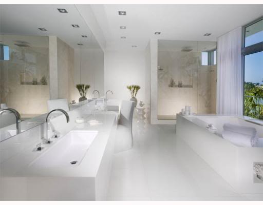 master bathroom 6396 North Bay Road