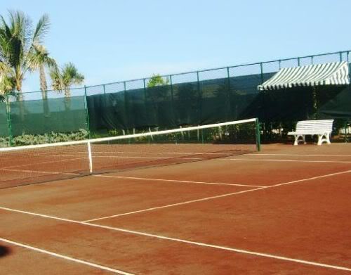 The Bath Club tennis court