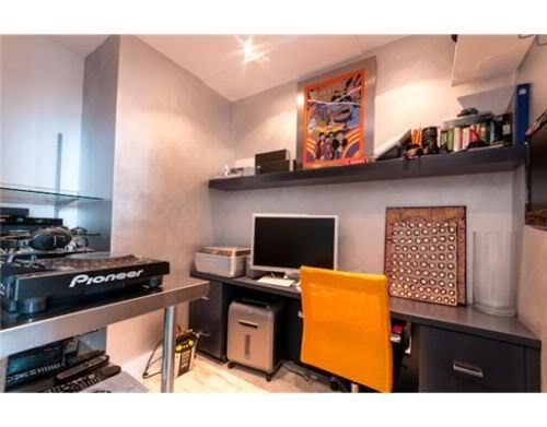 DJ room/office