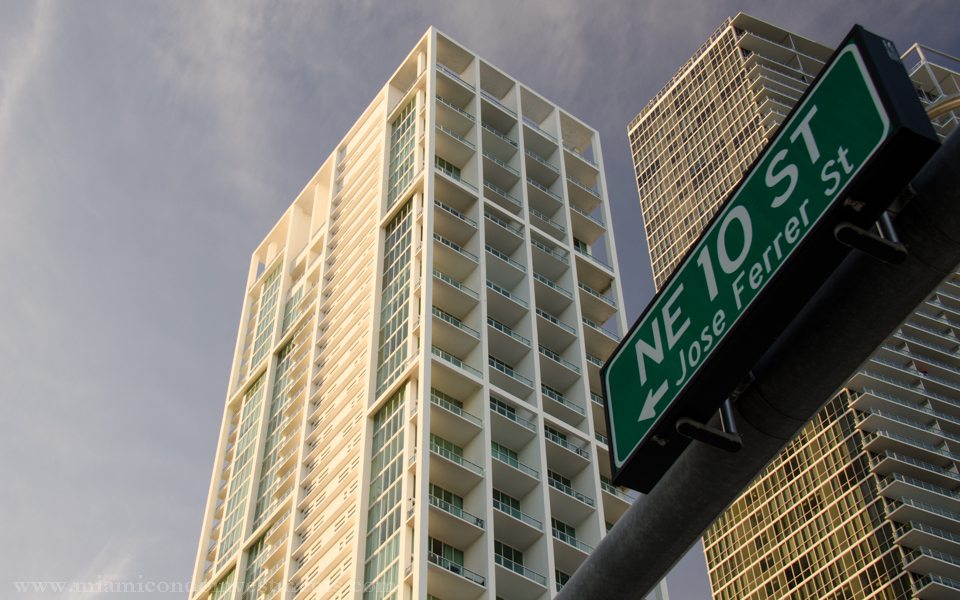 Biscayne Blvd and NE 10 Street - Miami Biscayne Blvd and NE 10 Street - Miami