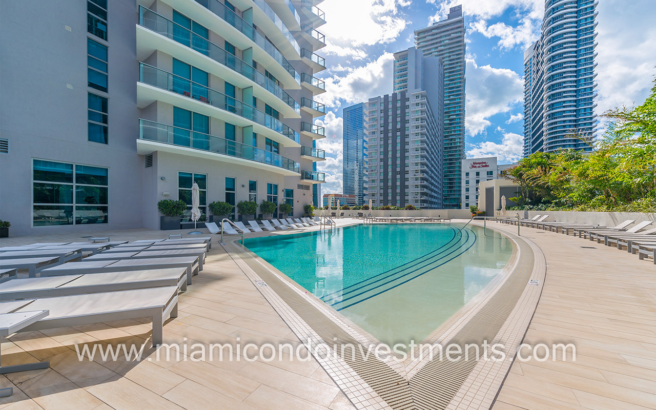 1100 Millecento resort-style pool