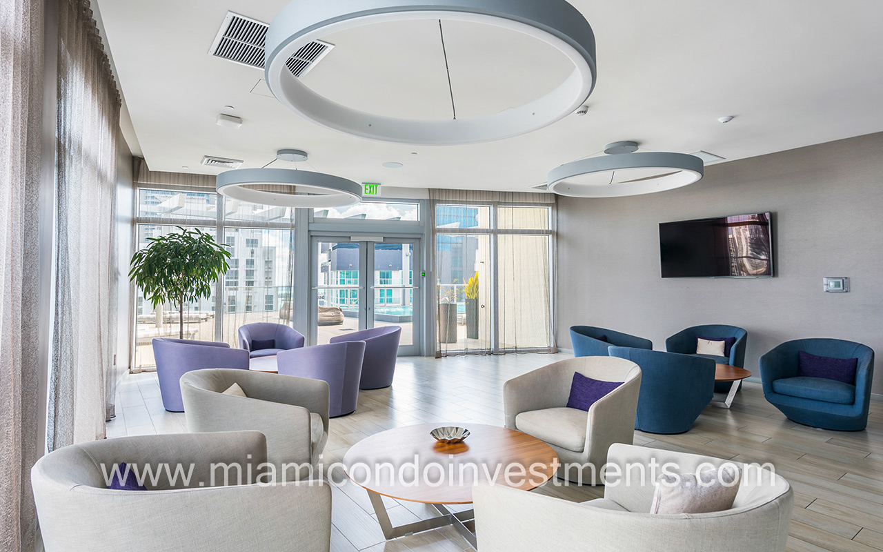 1100 Millecento rooftop lounge 3