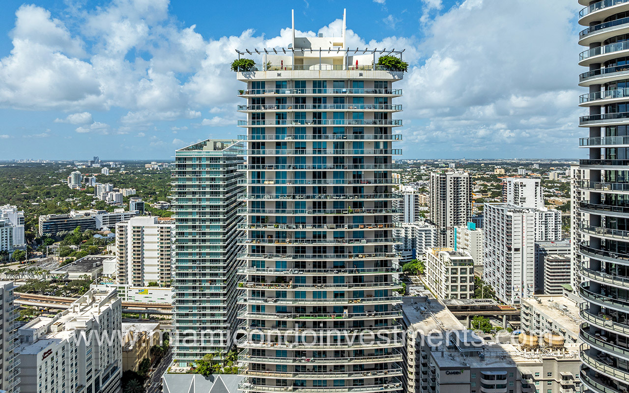 1100 Millecento condos