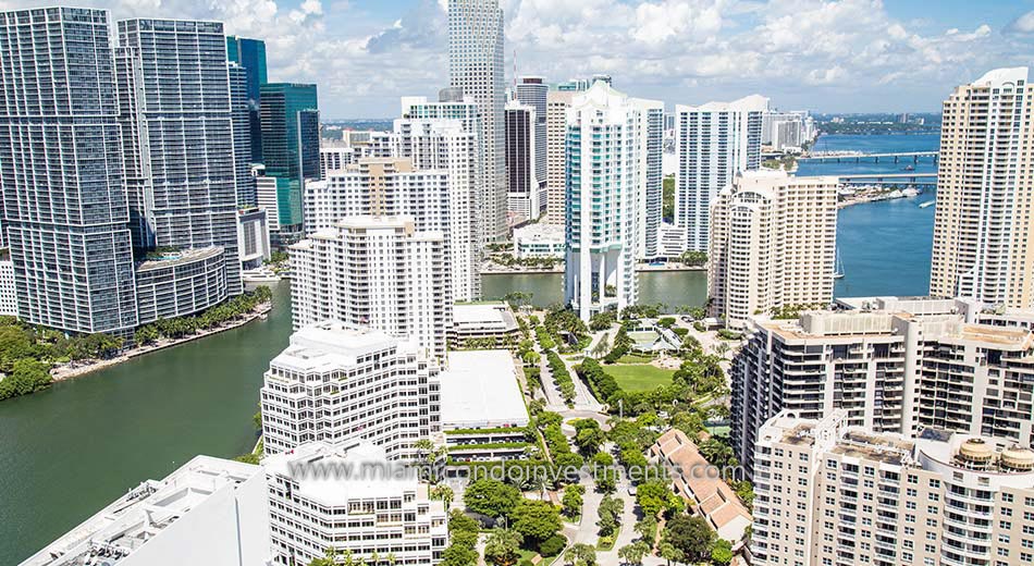 Aerial photo of Asia Brickell Key