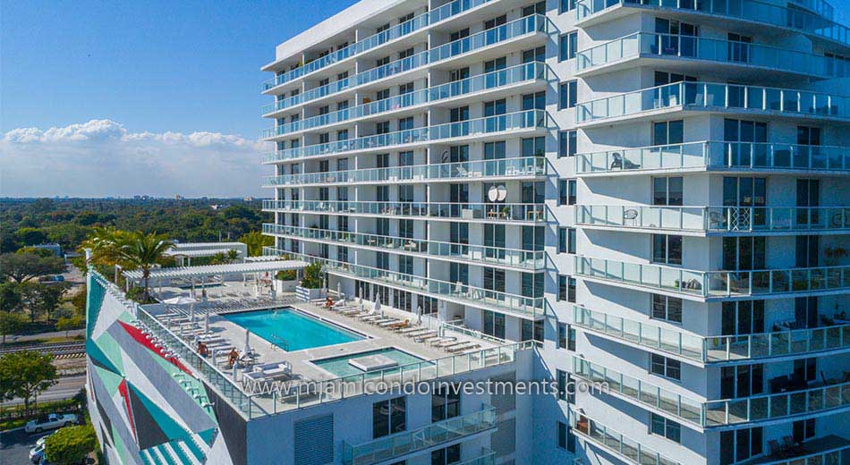 Baltus House pool deck 2