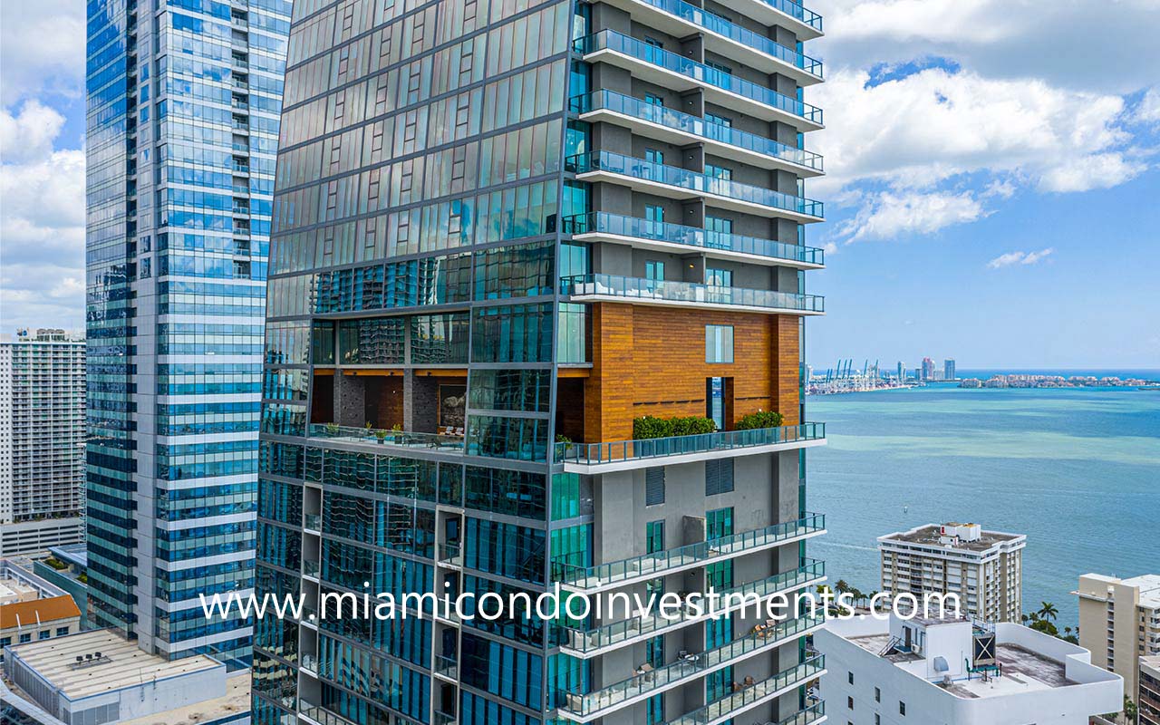 Echo Brickell apartments