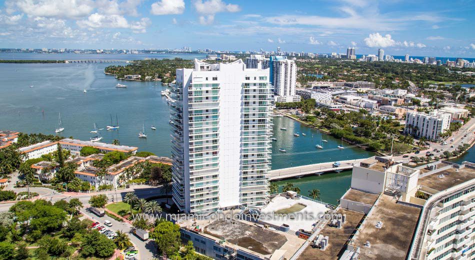 Grand Venetian waterfront condos miami beach