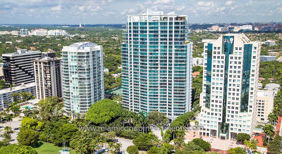 Grovenor House condos miami coconut grove