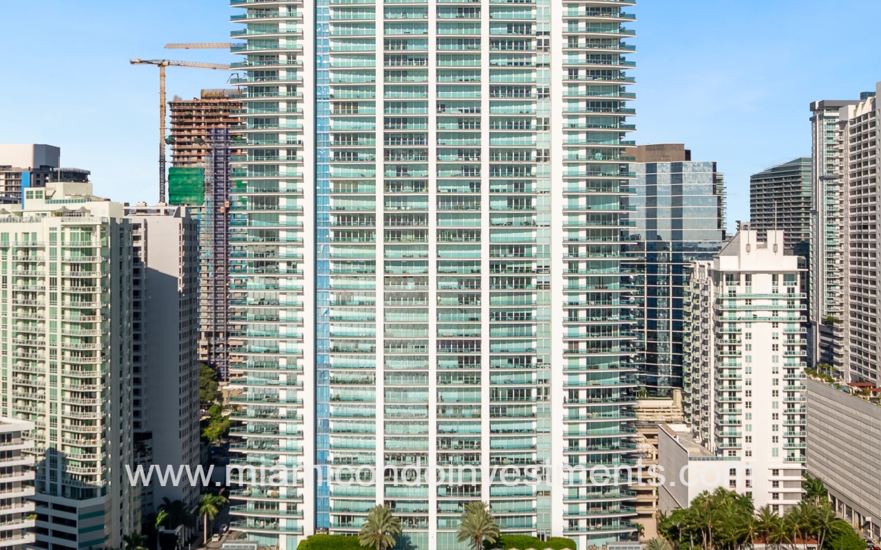 Jade at Brickell drone view of condo building upper exterior
