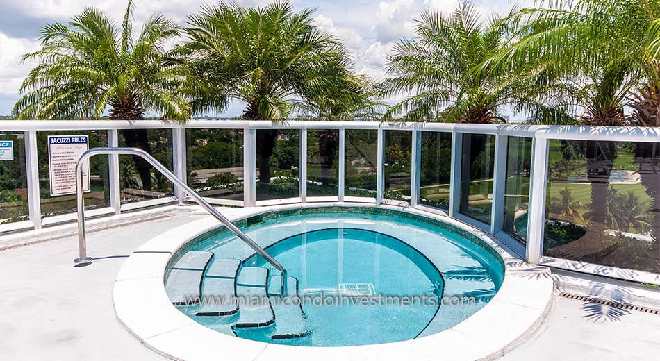 miami condos rooftop hot tub