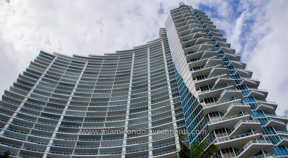 Paramount Bay miami condos exterior