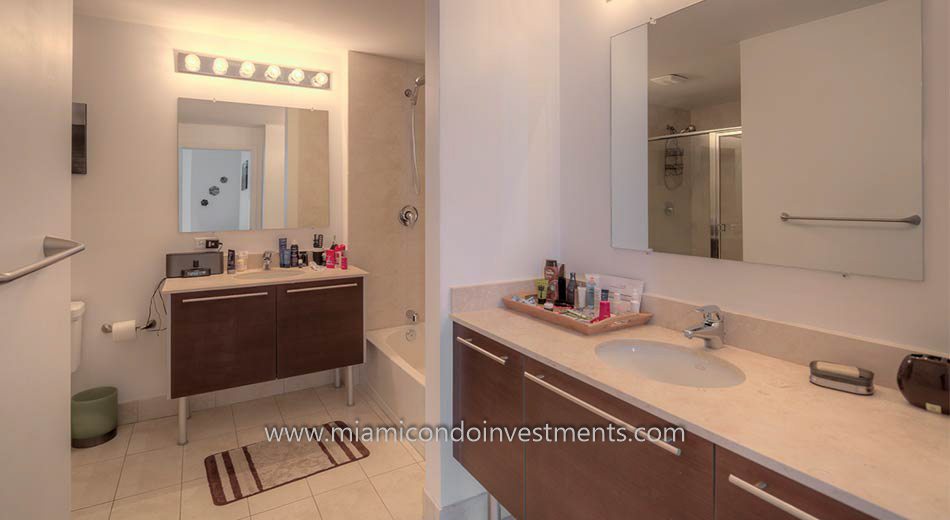 miami condos bathroom