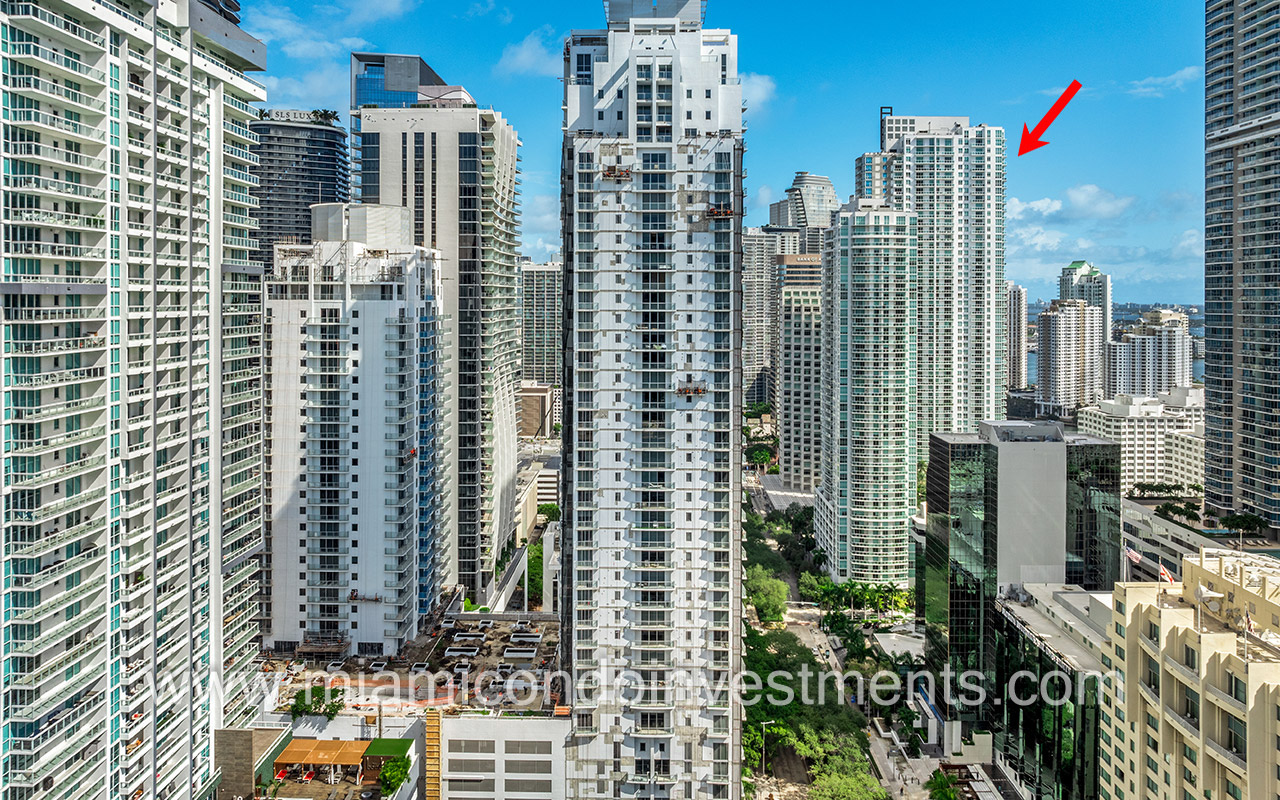 aerial photo of The Plaza on Brickell East Tower