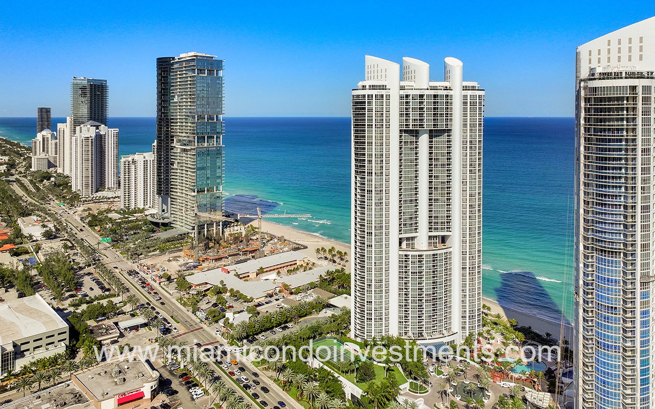 Trump Royal drone of front of building