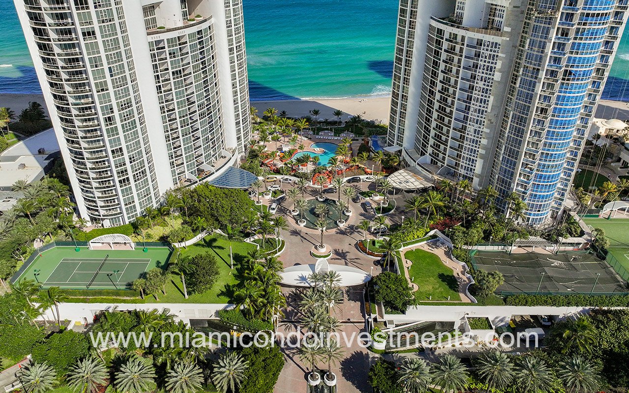 Trump Royale drone of condo building entrance and amenities