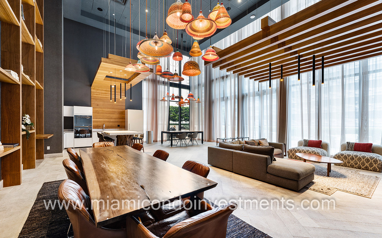 1010 Brickell club room