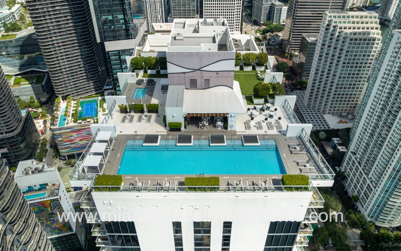 1010 Brickell drone view of condo building rooftop pool