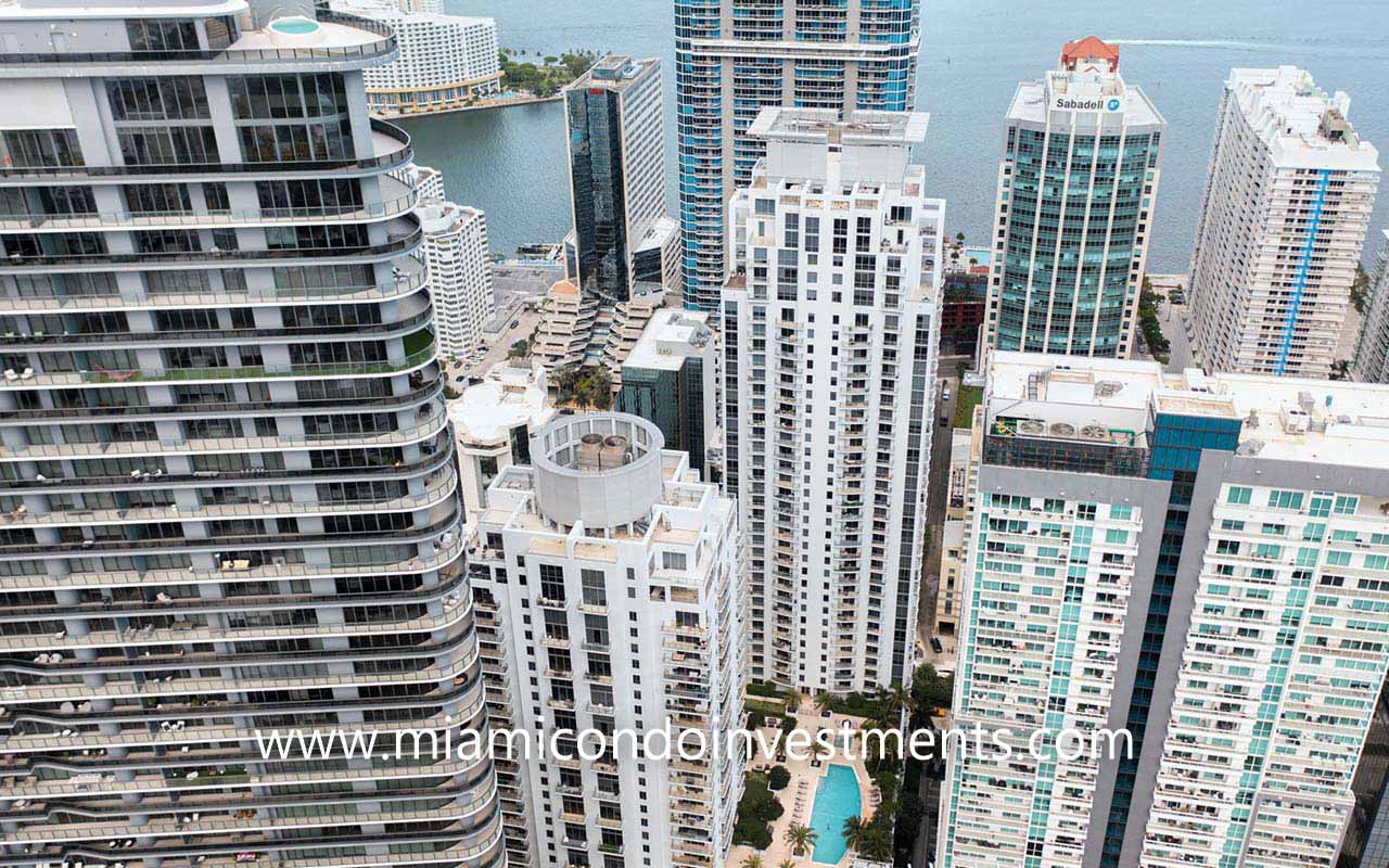 1050 Brickell condominium