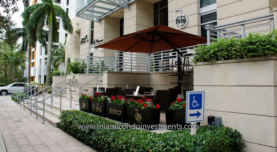 restaurants at 1060 Brickell condos