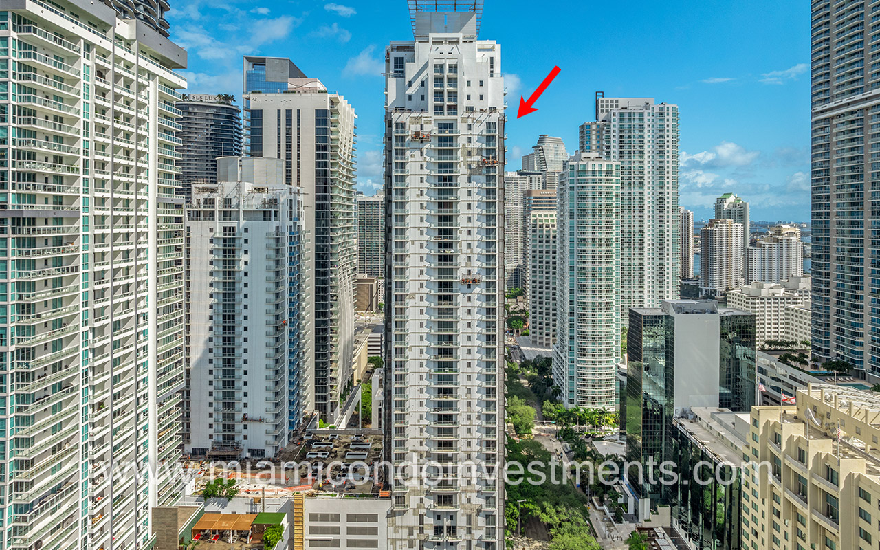 1060 Brickell condo building