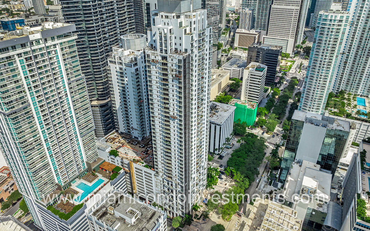 1060 Brickell condominium tower