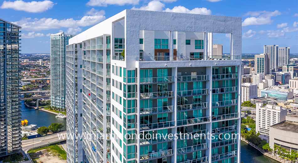 500 Brickell East condominiums