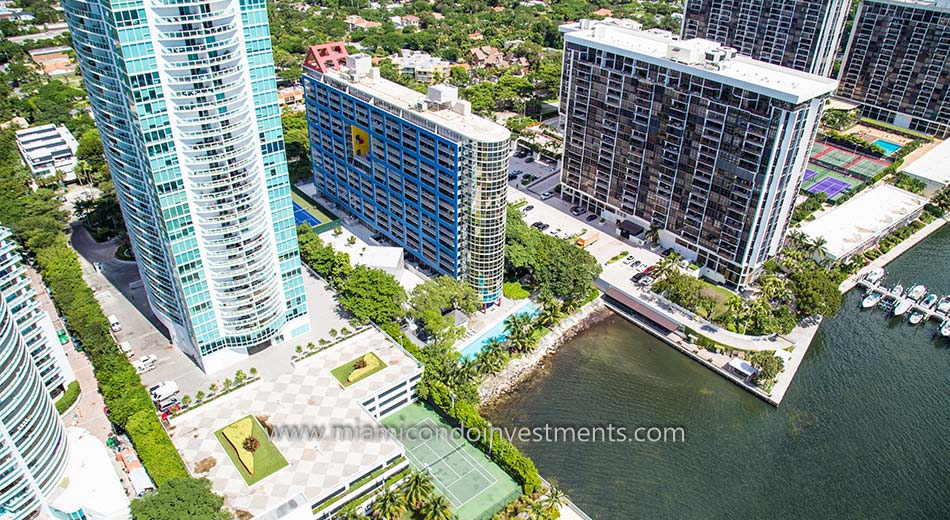 aerial photo of Atlantis on Brickell condos