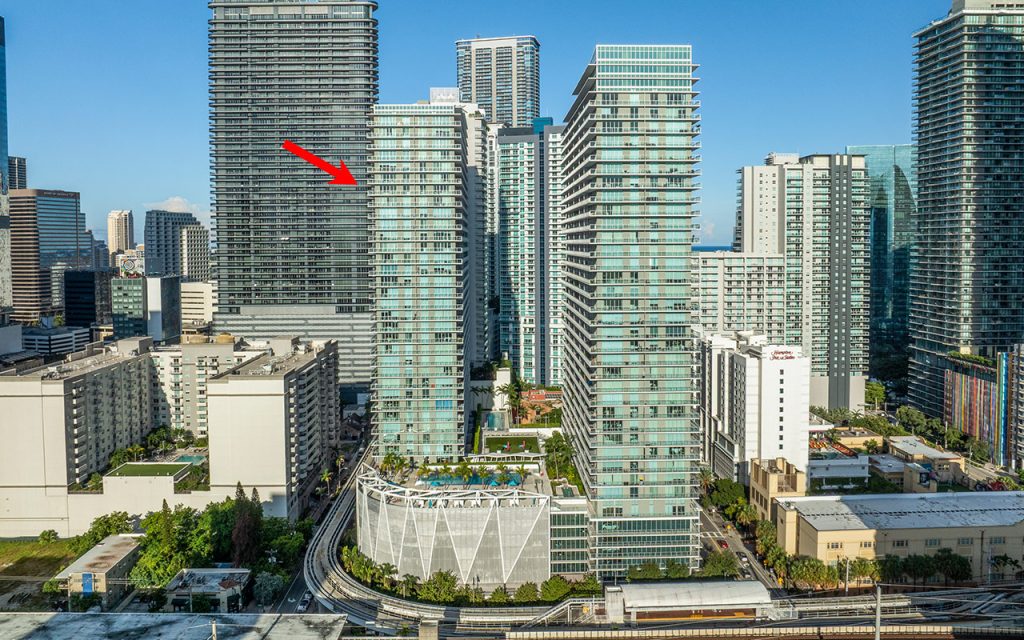 Axis on Brickell North images