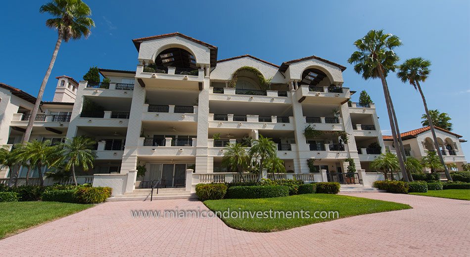 Bayside Village Fisher Island exterior