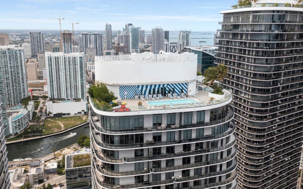Brickell Heights west rooftop pool