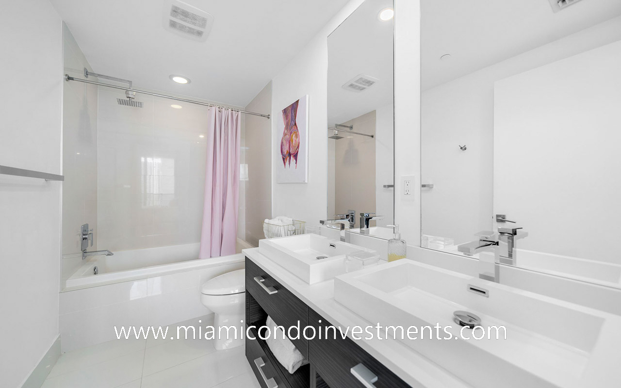 master bathroom at Brickell Heights