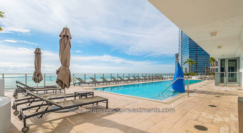 Brickell House rooftop pool and sundeck