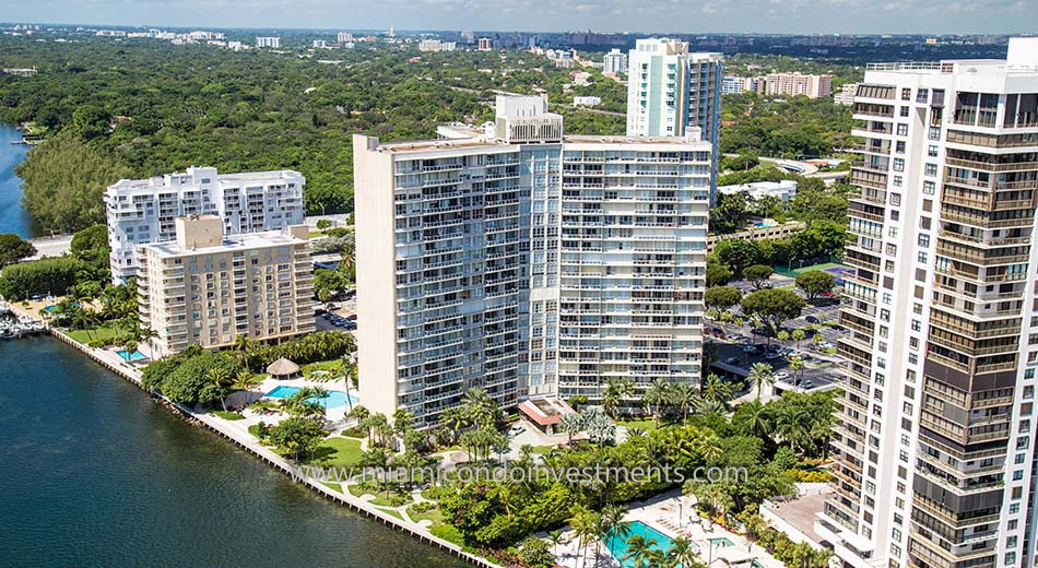 Brickell Townhouse condominiums