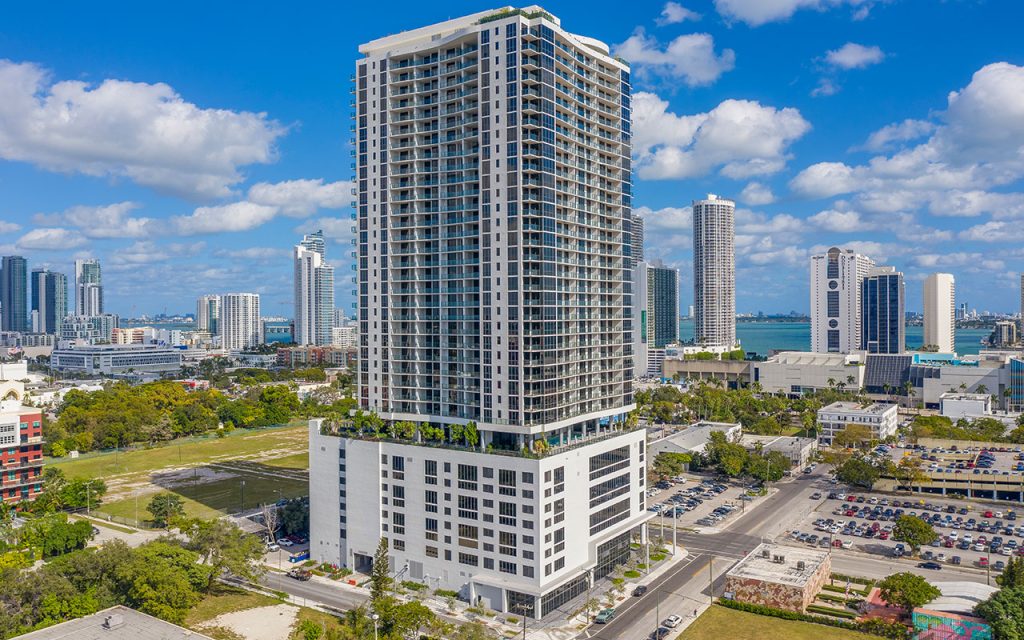 Canvas condos at 1600 NE 1st Ave