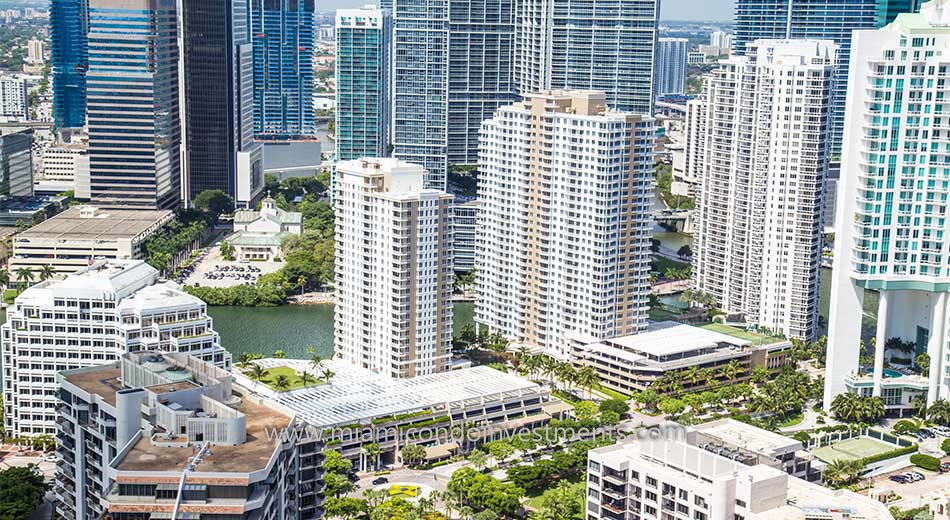 Courvoisier Courts brickell key miami