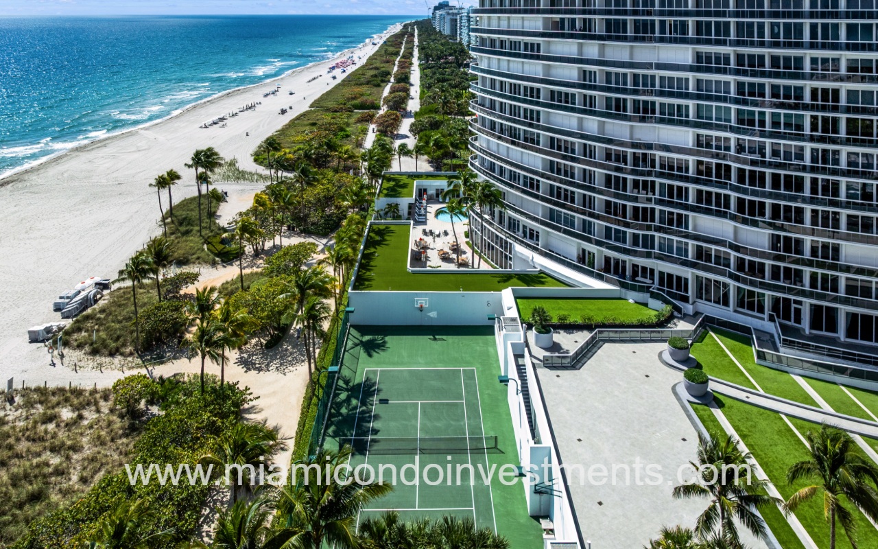 Majestic Tower drone of the beachfront tennis court