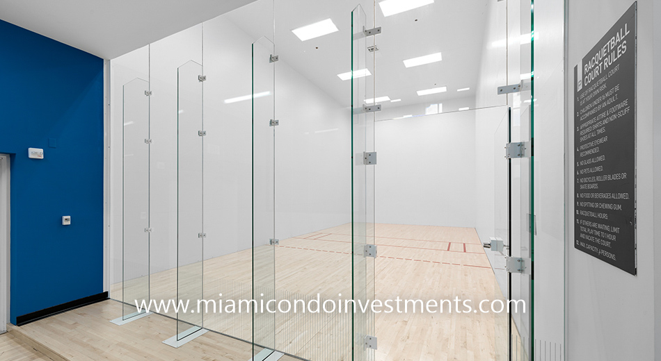 racquetball court at Paramount Miami