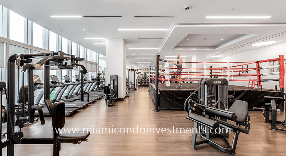 gym and boxing ring at Paramount Miami Worldcenter