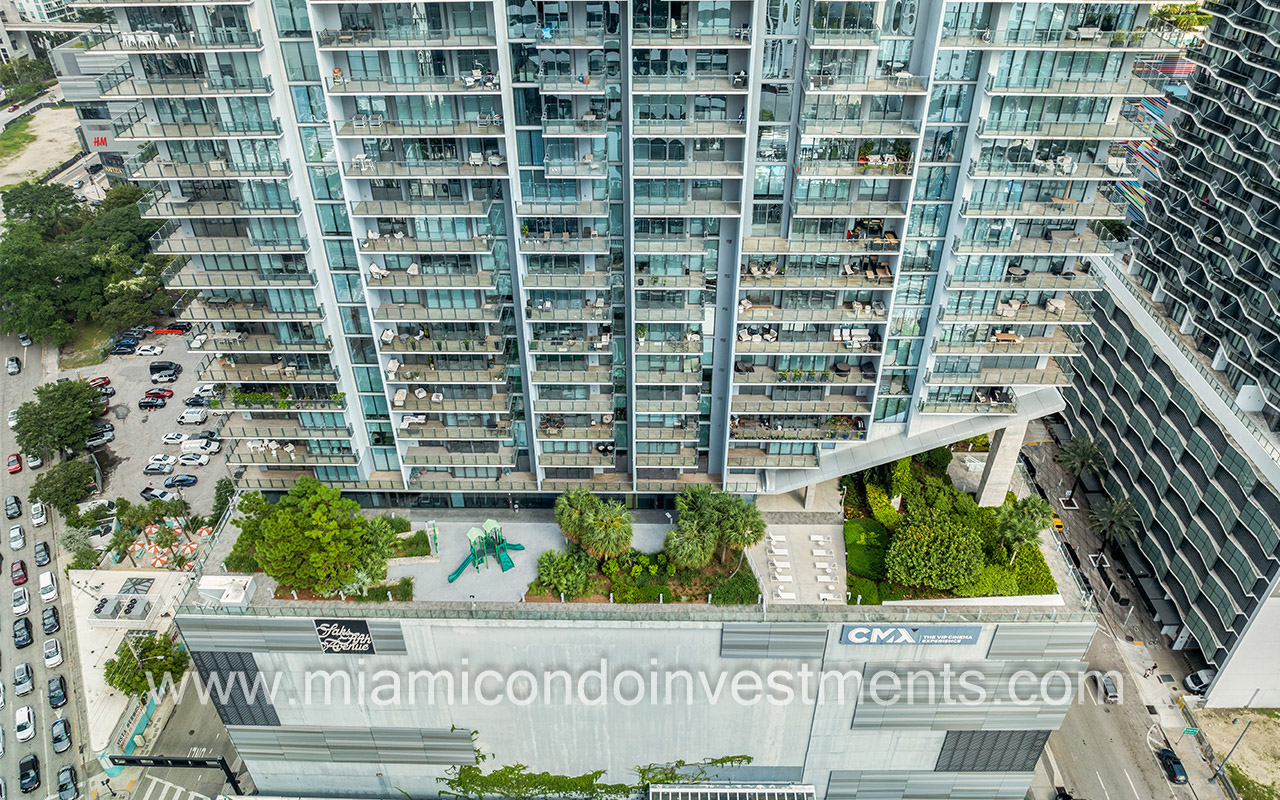 Rise Brickell City Centre condo building