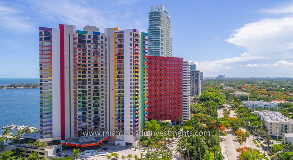 Villa Regina condominiums on Brickell Avenue