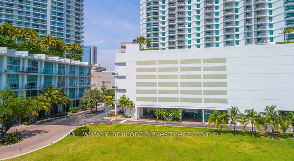 Wind condos at Miami Riverfront
