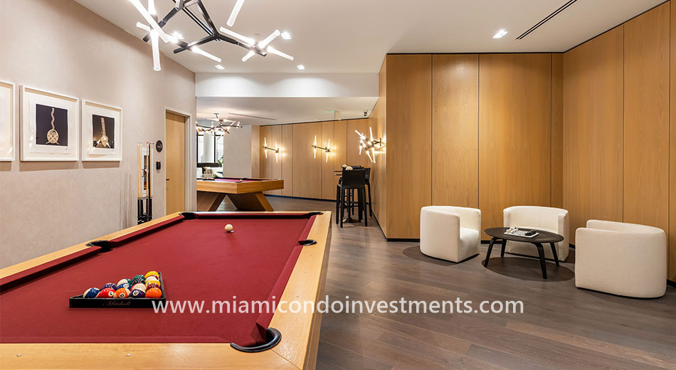 Gran Paraiso billiards tables