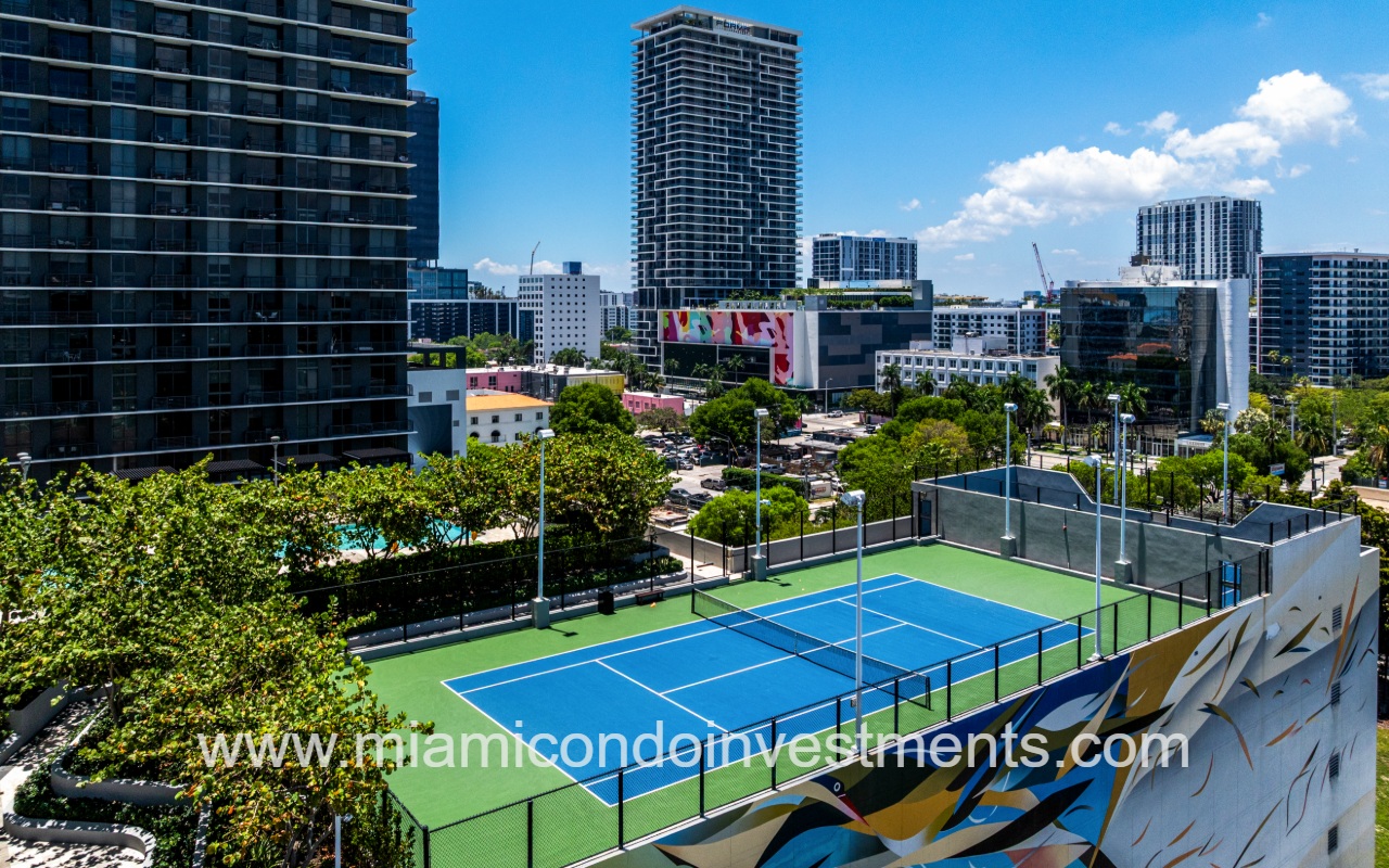 One Paraiso drone view of tennis courts