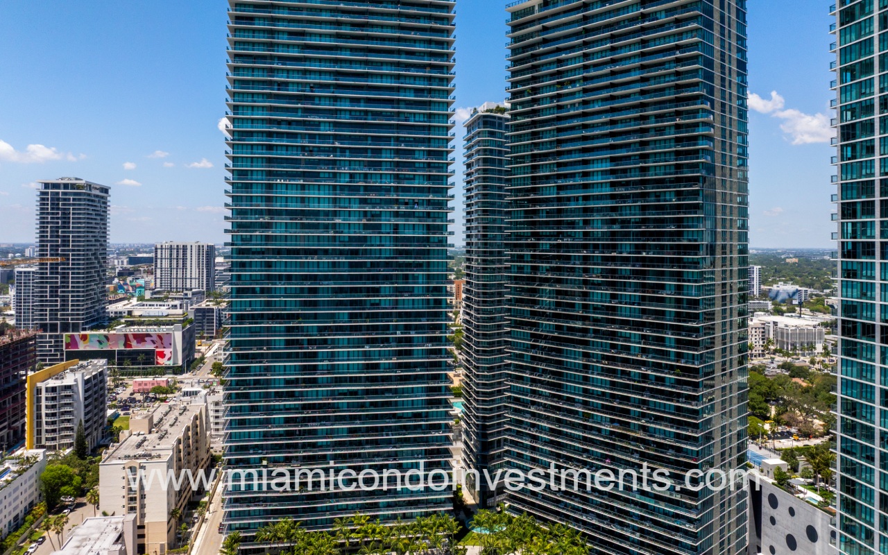 Paraiso Bay drone facing condo building exterior