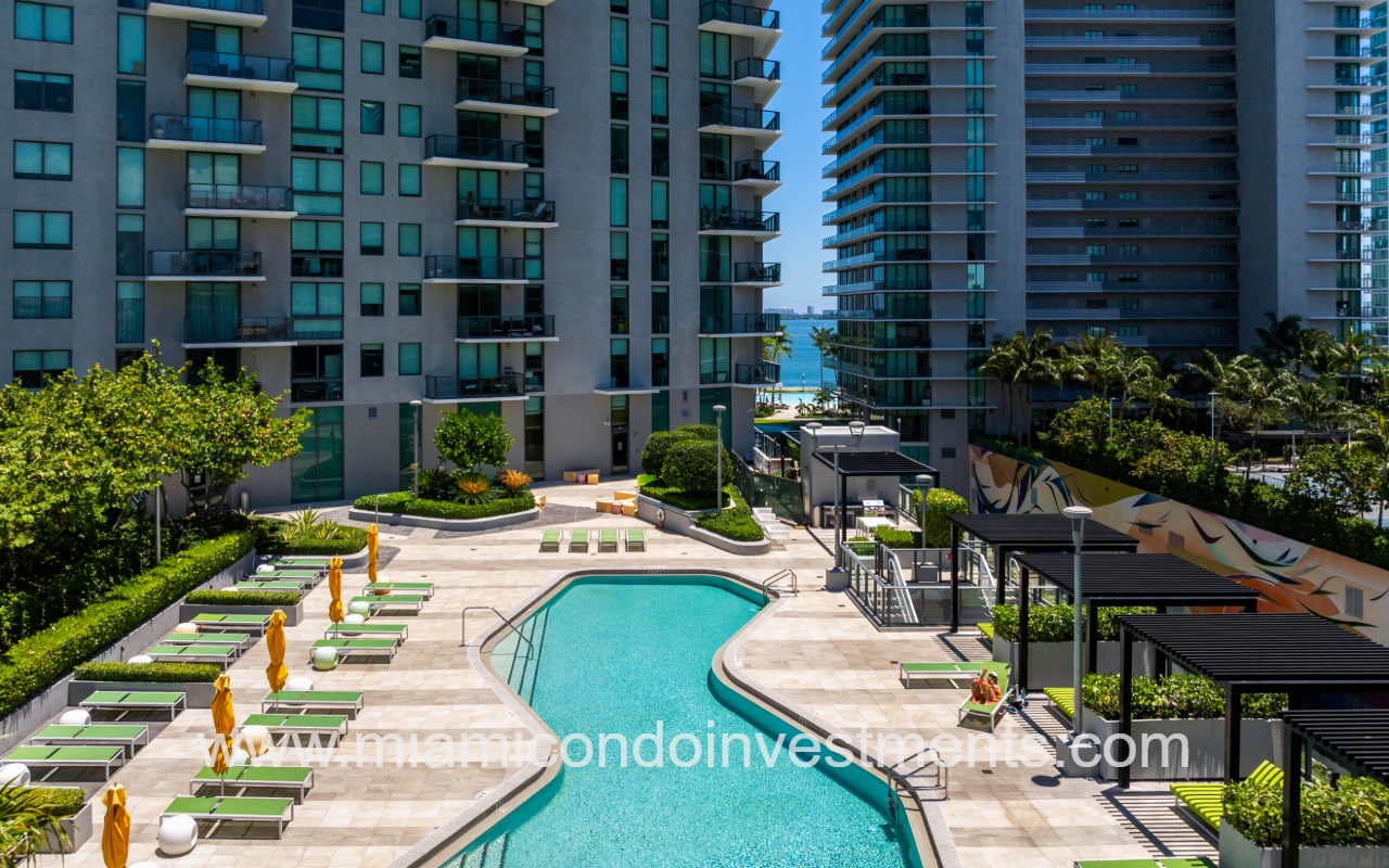 Paraiso Bayviews drone closeup of pool long view