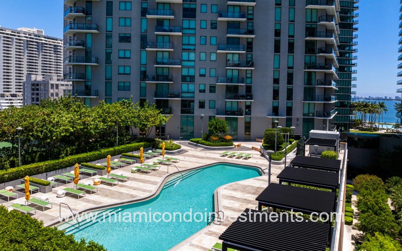 Paraiso Bayviews drone angle closeup of pool