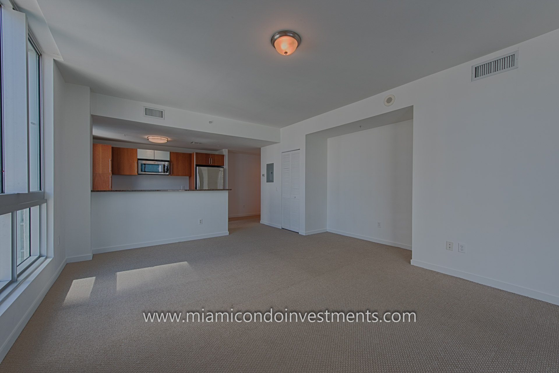 Met 1 unit 2201 living room and kitchen Met 1 unit 2201 living room and kitchen