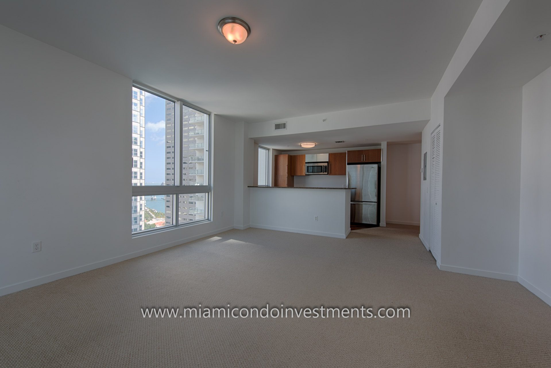 Met 1 unit 2201 living room and kitchen Met 1 unit 2201 living room and kitchen