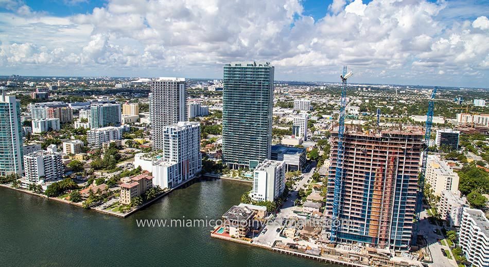 Icon Bay condos