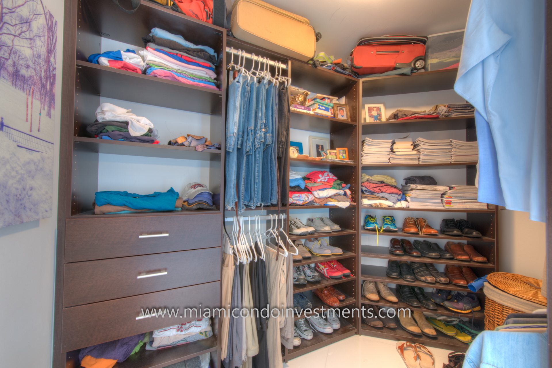 spacious walk-in closet spacious walk-in closet